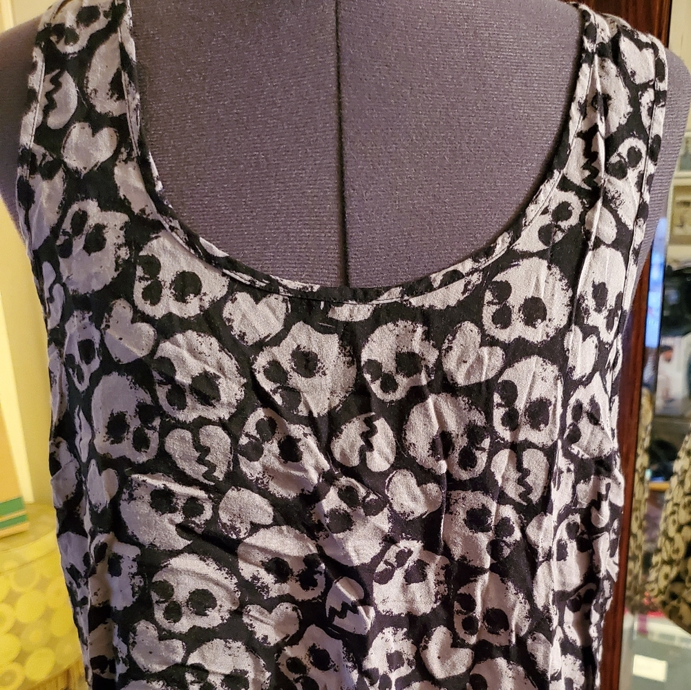 Divided H&M Skull Tank Slleveless Top